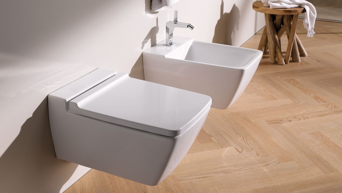 Geberit Xeno² bathroom series featuring WC and bidet without overflow, with clou