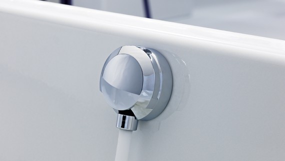 Geberit bathtub drain with inlet function