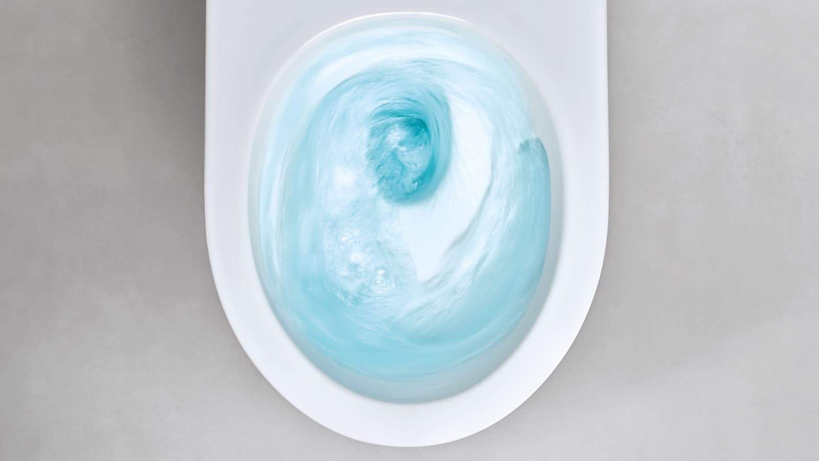 The asymmetrical inner geometry of Geberit WC ceramics with TurboFlush technology directs the flush water in a vortex through the WC ceramic.